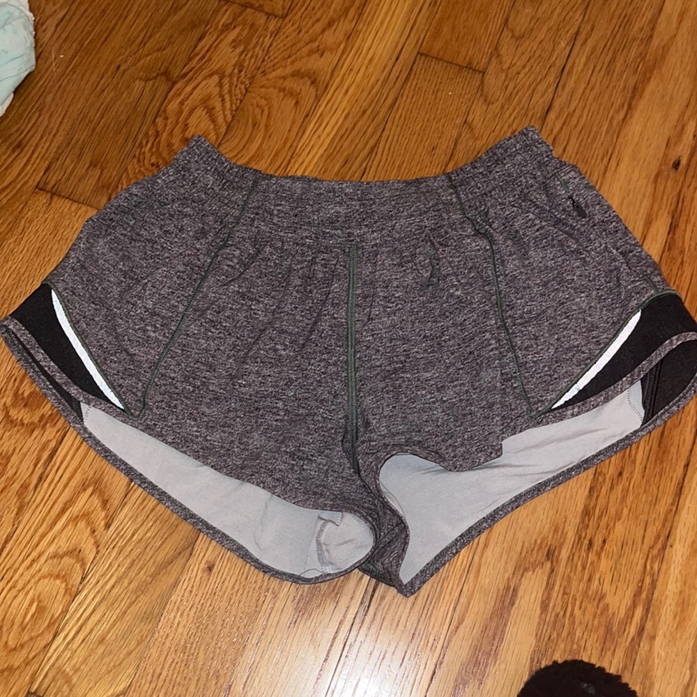 Lulu Hotty hot 2.5 inch shorts